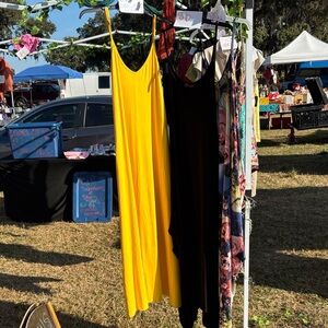 Trio Maxi dresses (yellow XL, Black 1XL, Flowers Large)